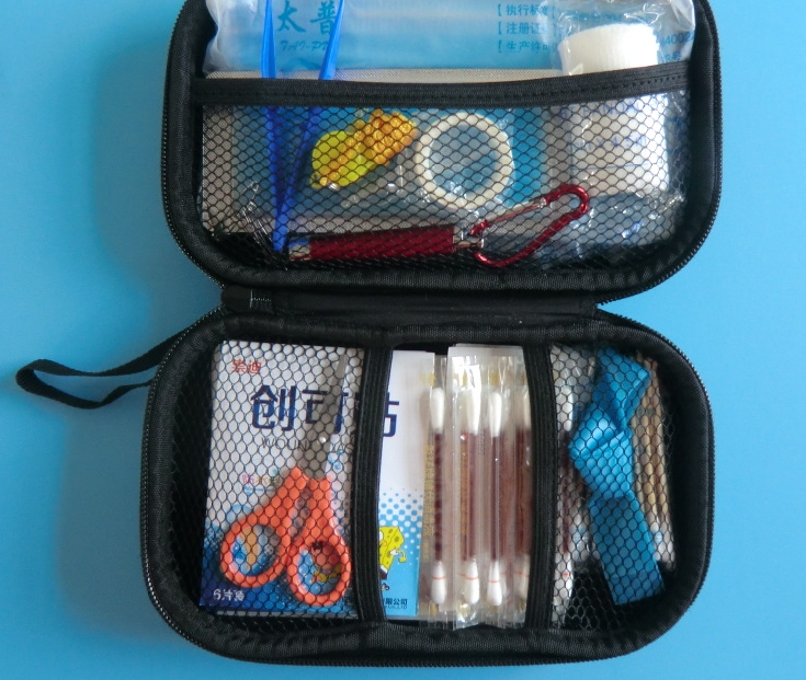 崇迪廠家直銷家庭急救箱/便攜式急救箱/車載傷口護(hù)理包