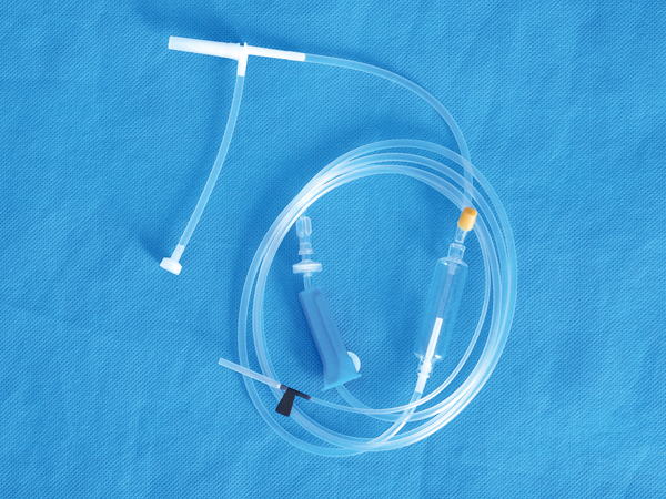 一次性使用自動排氣輸液器（自動排氣功能）