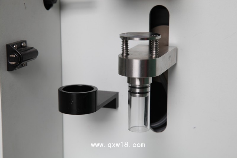 品信生物液基薄層細(xì)胞制片機(jī)