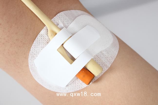 透氣膠貼（非織造布膠帶）C型（小）