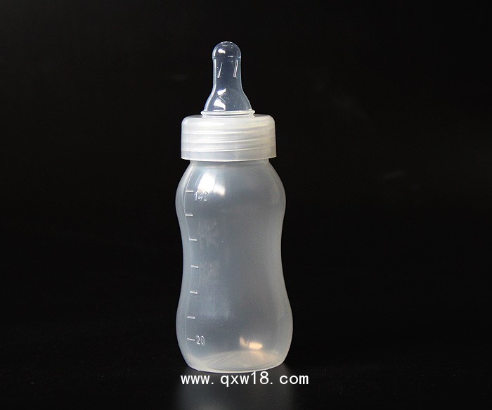 一次性奶瓶 醫(yī)用奶瓶
