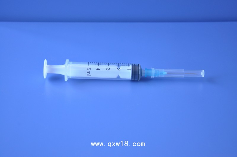 一次性使用無(wú)菌注射器（帶針）