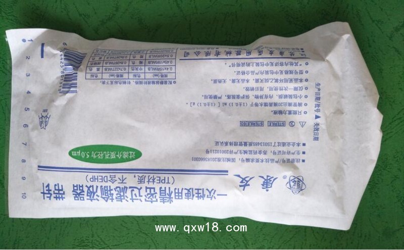 一次性使用精密過(guò)濾輸液器 帶針（TPE）