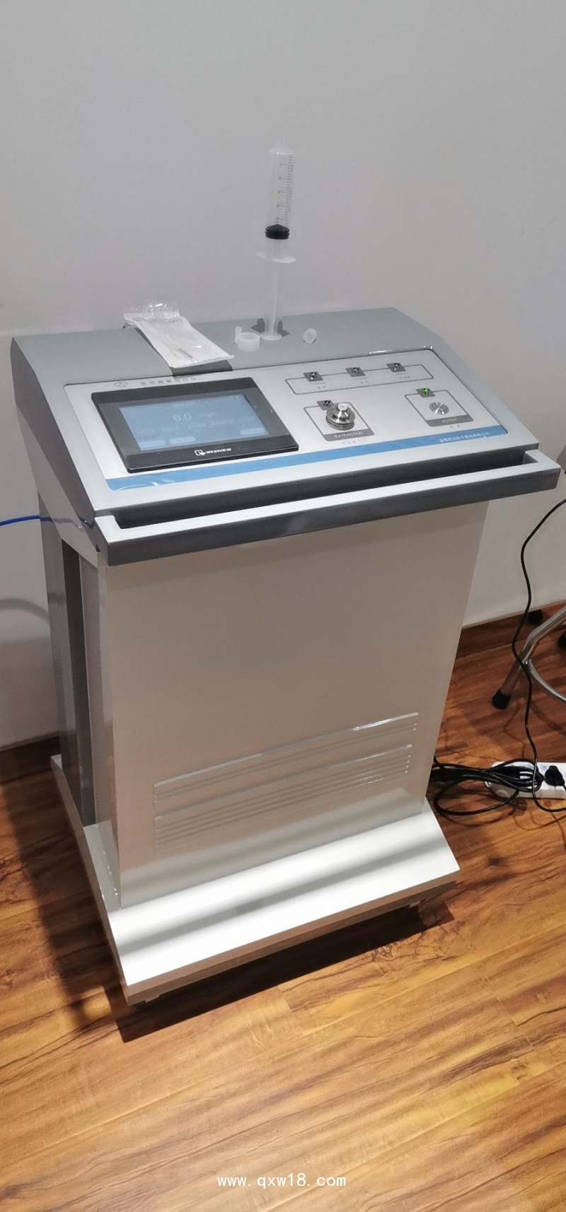 醫用臭氧治療儀三氧治療儀