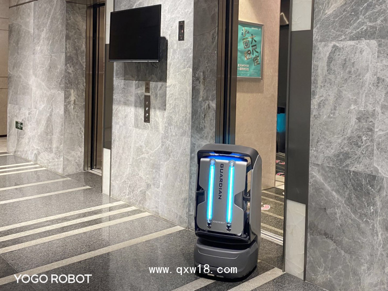 無(wú)人消殺機(jī)器人