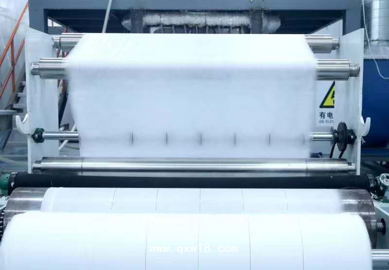 熔噴布生產(chǎn)廠家/口罩熔噴布/熔噴布