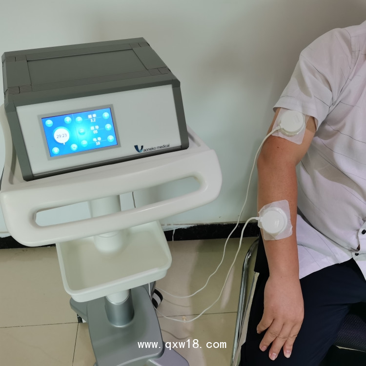 超聲電導(dǎo)透藥儀 中醫(yī)定向透藥治療儀 美迪泰