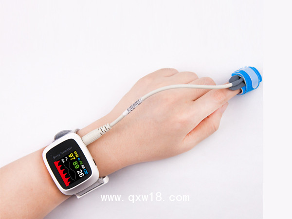 血氧儀 腕式血氧儀 脈搏血氧儀 樂普AP-10