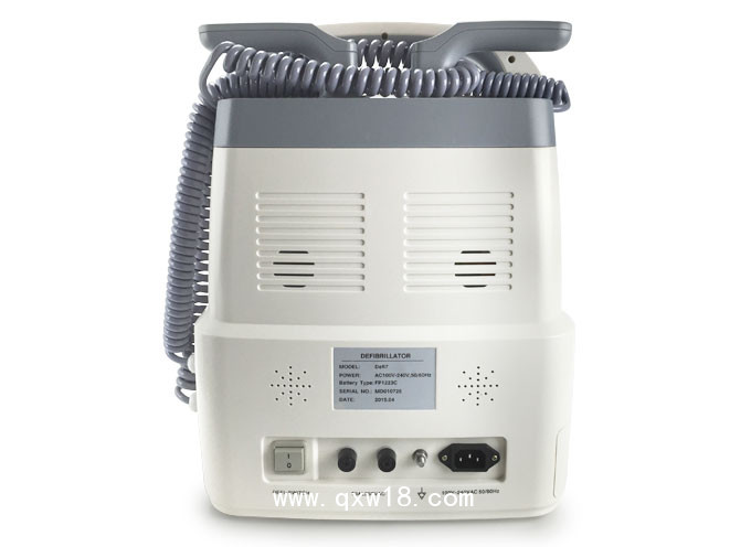 國(guó)產(chǎn)除顫監(jiān)護(hù)儀/單相除顫監(jiān)護(hù)儀/專(zhuān)業(yè)醫(yī)用除顫儀