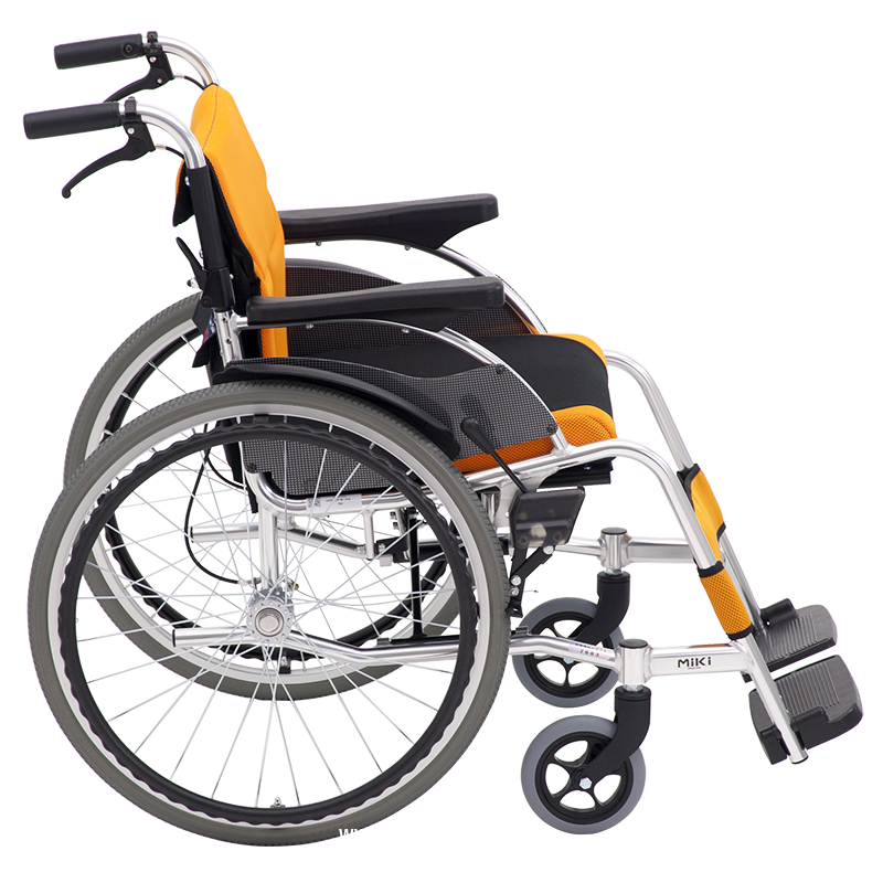 Miki三貴輪椅車(chē)MCS-43JL型手推代步車(chē)免充氣輪椅車(chē)