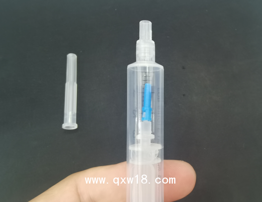 一次性使用無(wú)菌可回抽自毀式注射器帶針