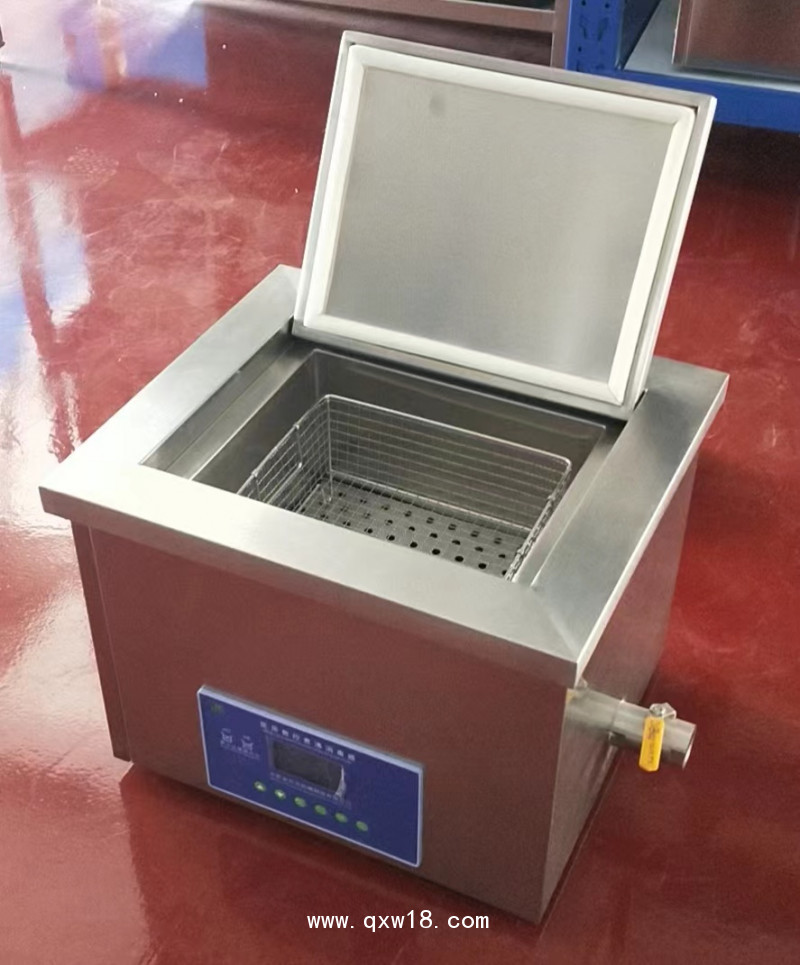 醫(yī)用數(shù)控煮沸消毒器