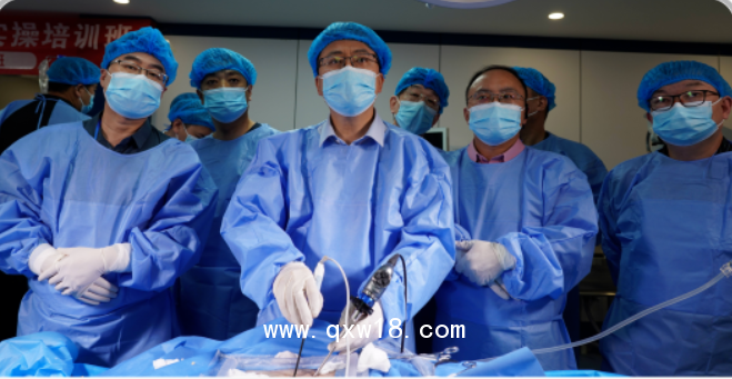 山東奧蘇本UBE/BESS雙通道脊柱內鏡微創(chuàng)手術系統(tǒng)生產(chǎn)廠家