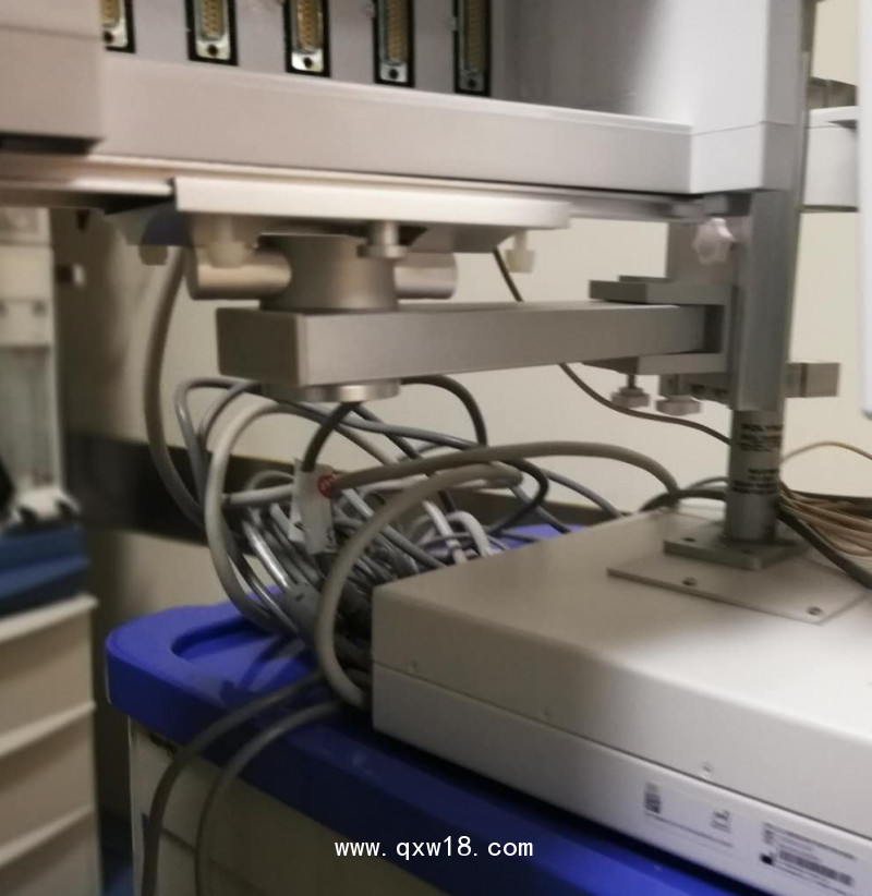 監(jiān)護(hù)儀支架 -- SM20160