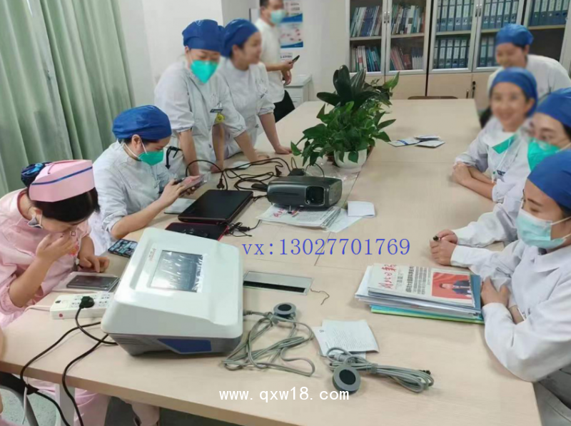 中醫(yī)定向透藥治療儀，磁熱、脈沖透藥儀