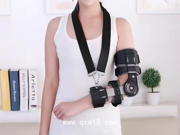 可調(diào)式肘關(guān)節(jié)支具款式一