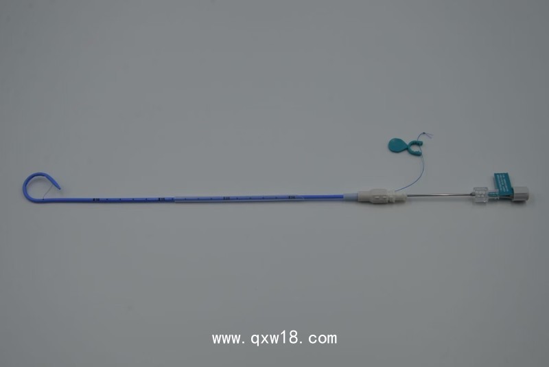 一次性無(wú)菌留置引流導(dǎo)管及裝置