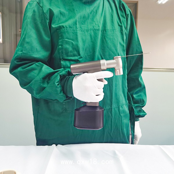 電池供電骨組織手術(shù)設(shè)備-擺動鋸