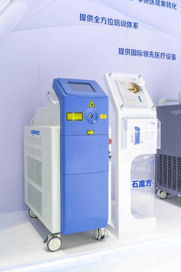 石魔方鈥激光治療機(jī)，瑞柯恩制造，適配多光纖，碎石更靈活