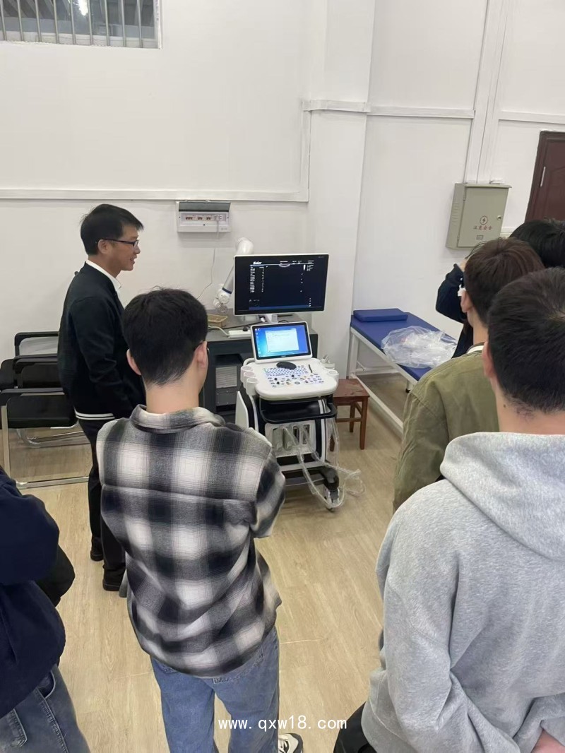 B超機，彩超儀，彩超機生產(chǎn)廠家 彩色多普勒超聲診斷系統(tǒng)