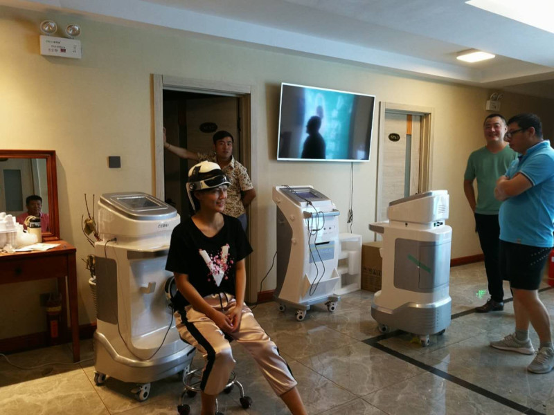 經(jīng)顱磁-腦循環(huán)治療儀 (12).jpg